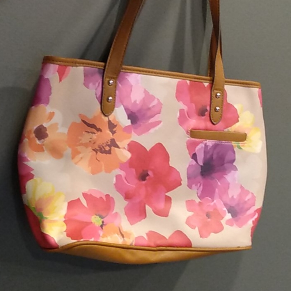 Sweet Floral Rosetti Purse